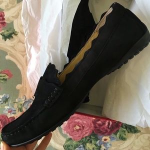 VANELi WOMEN'S SIZE 12 NWT - BLACK SUEDE FLATS